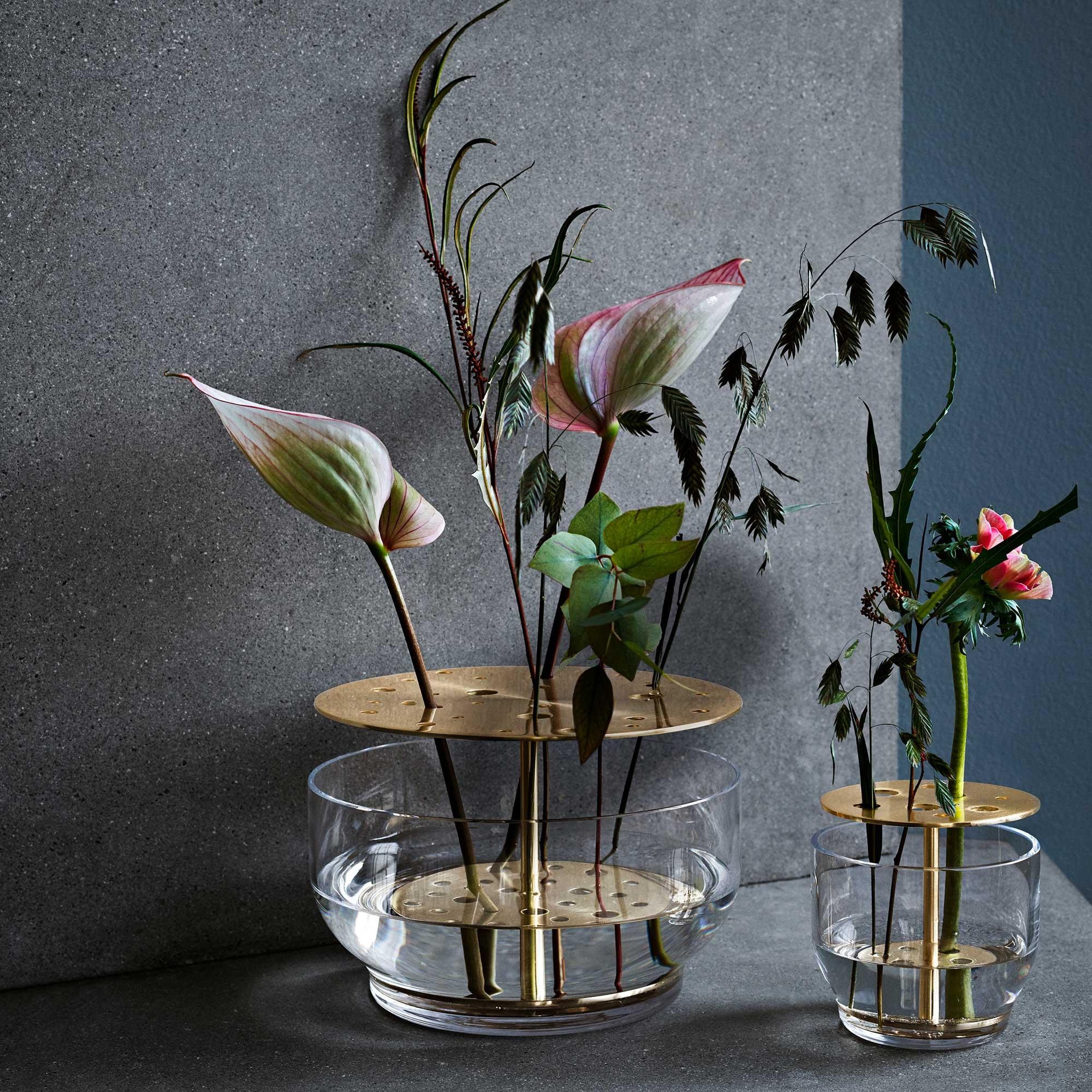 Fritz-Hansen_Ikebana-Vase_2000x2000-ID1730503-f9065aceab65f8d3fe561e256701e402.jpg